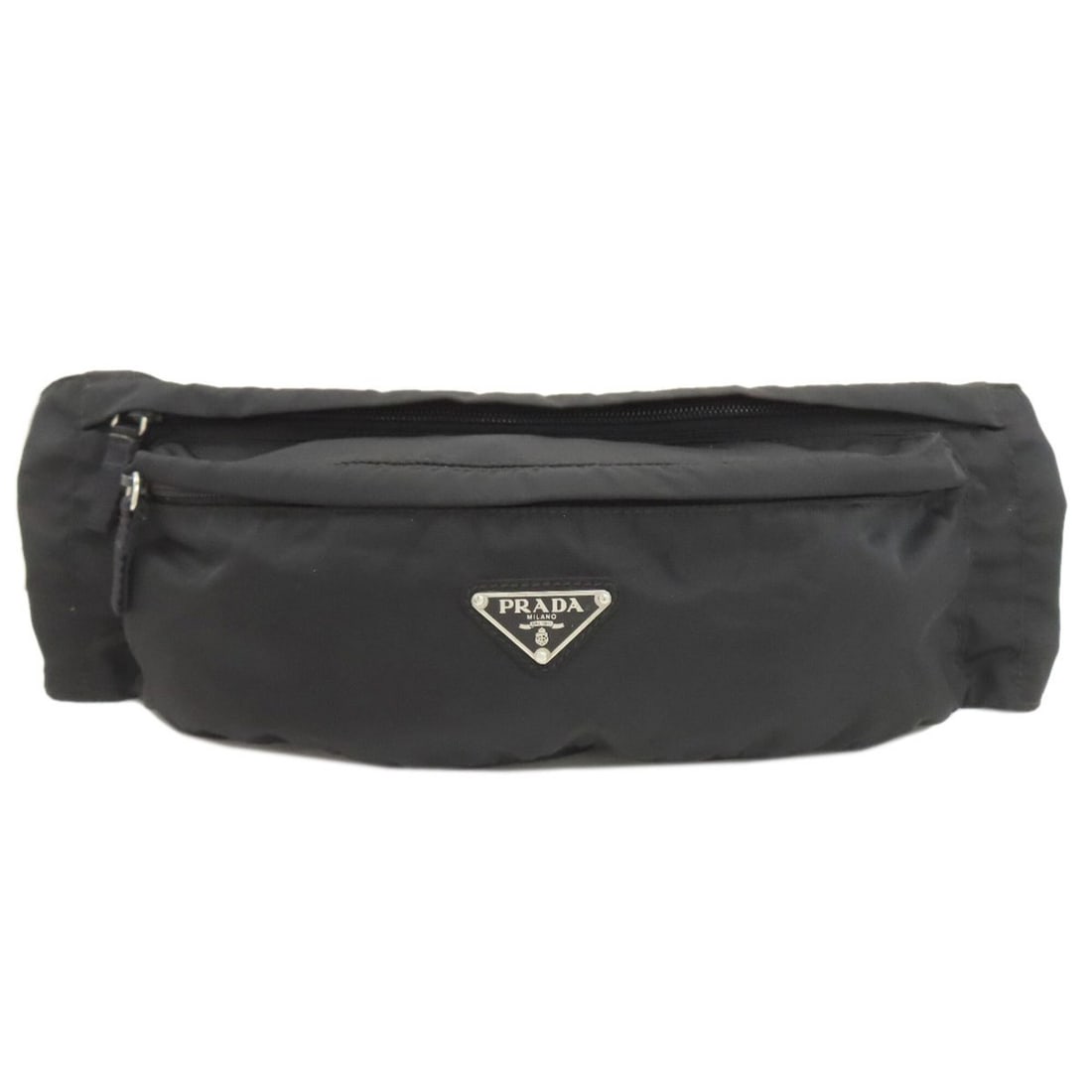Prada logo hardware body bag, nylon, women's.: --- Catalog ---Category: SizeSize (HxWxD): 12.5cm x 33cm x 6cm / 4.92'' x 12.99'' x 2.36''Category: DesignType: Sling bagColor: BlackGender: WomenMaterial: Nylon Category: GeneralBrand: Prada--- Item 