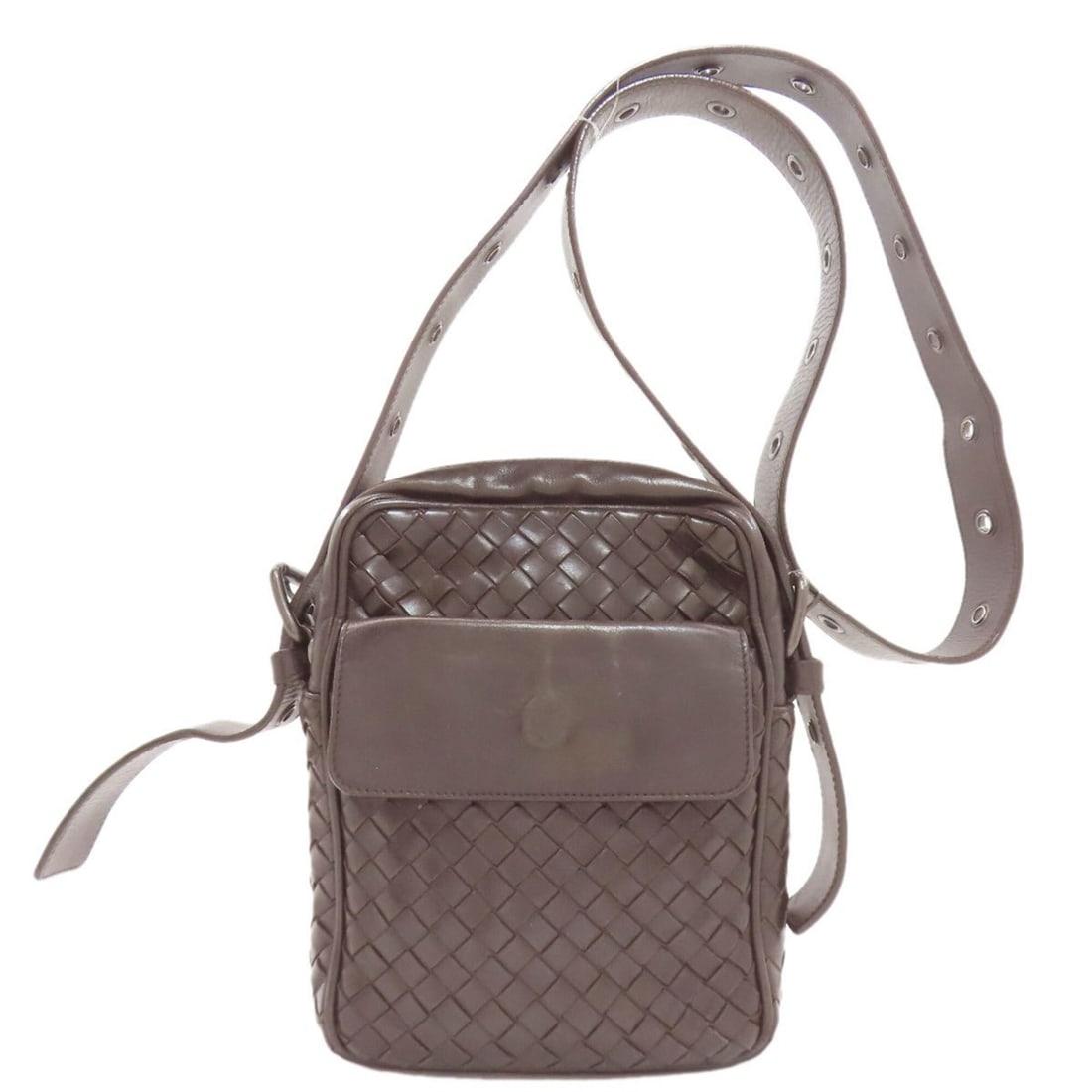 Bottega Veneta Intrecciato Shoulder Bag Leather Women's BOTTEGA VENETA: --- Catalog ---Category: SizeSize (HxWxD): 20cm x 15.5cm x 6cm / 7.87'' x 6.1'' x 2.36''Strap Length: 32cm - 132cm / 12.59'' - 51.96''Category: DesignType: Shoulder bagColor: Dark brownGender: WomenCl