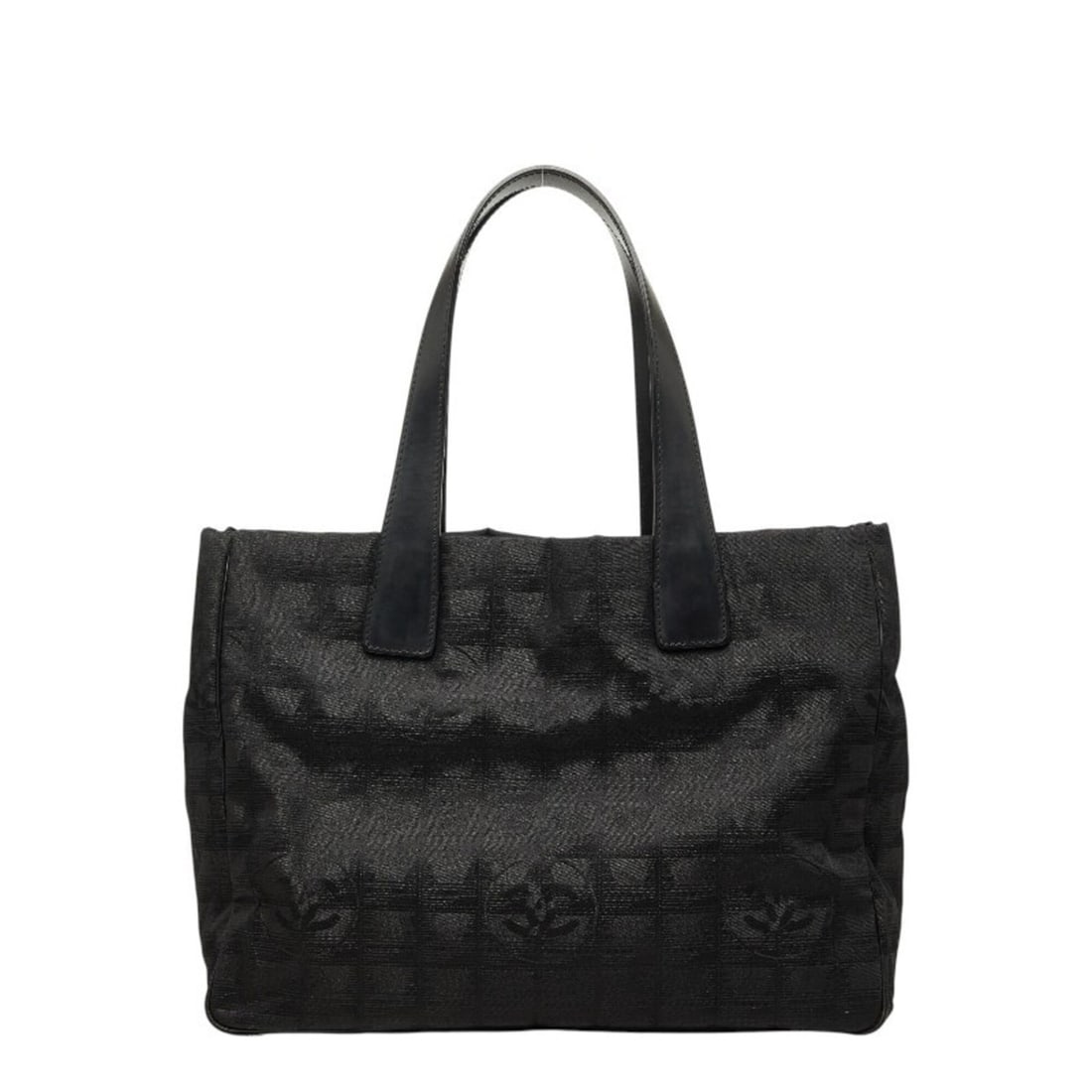 Chanel Coco Mark New Travel Line Tote MM Bag Handbag Black Nylon Leather Women's CHANEL: --- Catalog ---Category: SizeSize (HxWxD): 26cm x 34cm x 14.5cm / 10.23'' x 13.38'' x 5.7''Category: DesignType: Handbag, Tote bagColor: BlackGender: WomenMaterial: Nylon , Leather Category: GeneralBr
