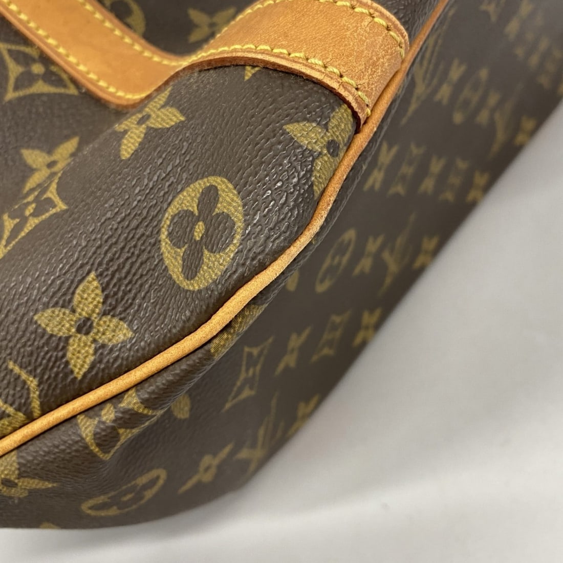 Louis Vuitton Le Gaston Ring - 11