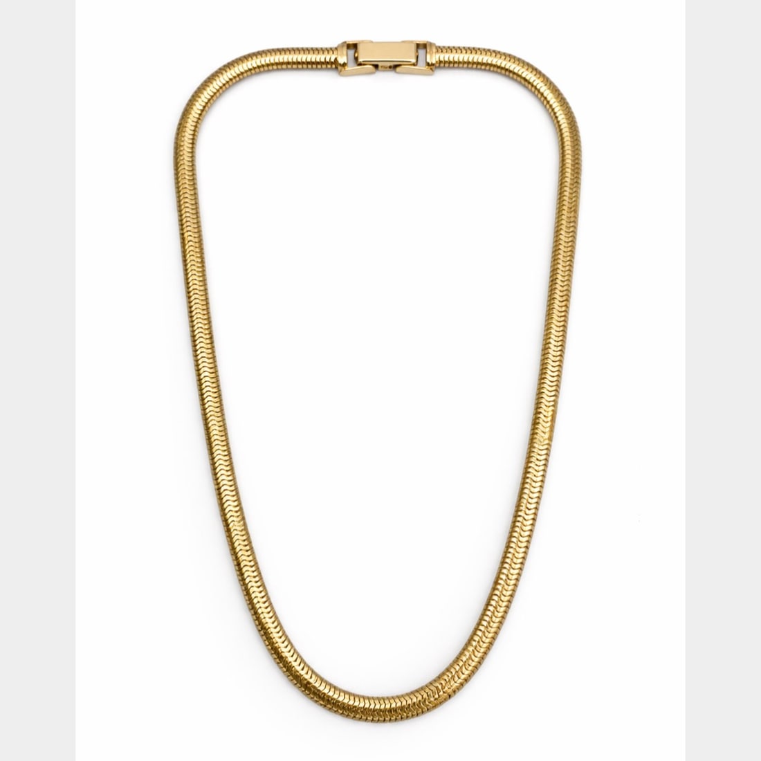 Retro 14K Yellow Gold Necklace: Authentic Retro period; 14K Yellow Gold; Bold, sculptural links typical of the 1940s-50s era.