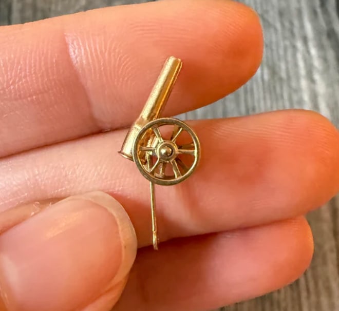 Vintage Whiteside & Blank Cannon Charm in 10K Gold (1 of 1)