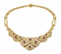 Stunning 18k Necklace & Bracelet (1 of 1)