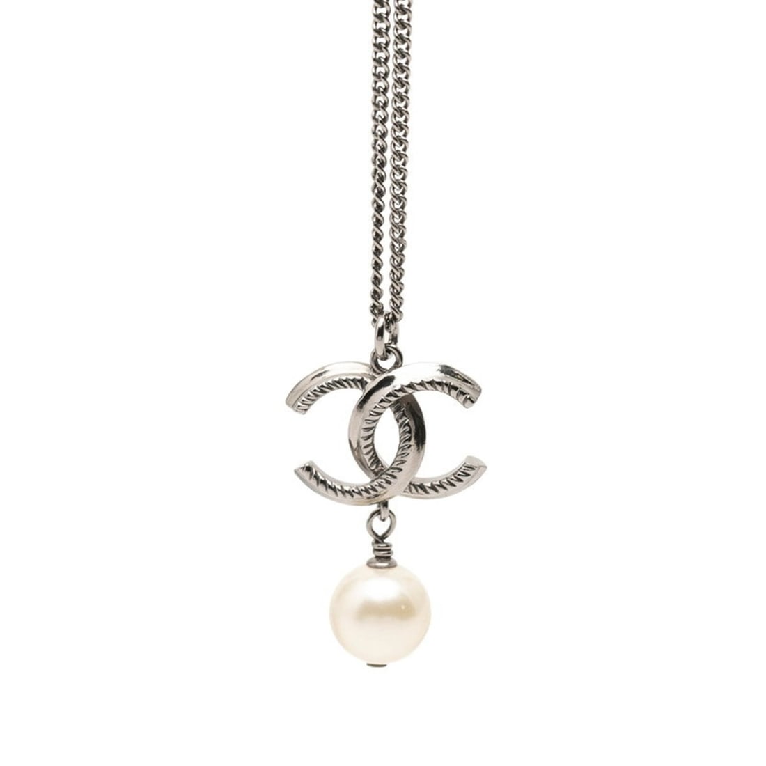 Chanel Coco Mark Necklace B12A Silver Metal Faux Pearl Women's CHANEL: --- Catalog ---Category: SizePendant Size: 30.3mm x 18.7mm / 1.19'' x 0.73''Neck Circumference: 60 cm / 23.62''Category: DesignColor: SilverGender: WomenMaterial: Artificial pearl, MetalNecklace Type: