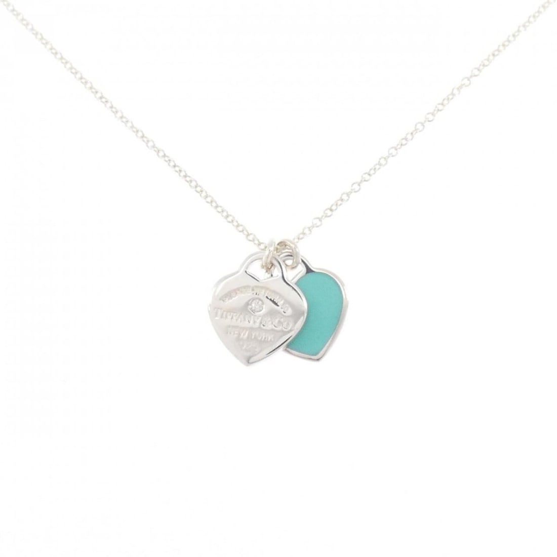 Tiffany & Co. Return to Necklace: --- Catalog ---Category: SizePendant Size: 13.3mm x 13mm / 0.52'' x 0.51''Neck Circumference: 40 cm - 46 cm / 15.74'' - 18.11''Category: DesignStone: DiamondGender: WomenMaterial: Silver 925Pendant