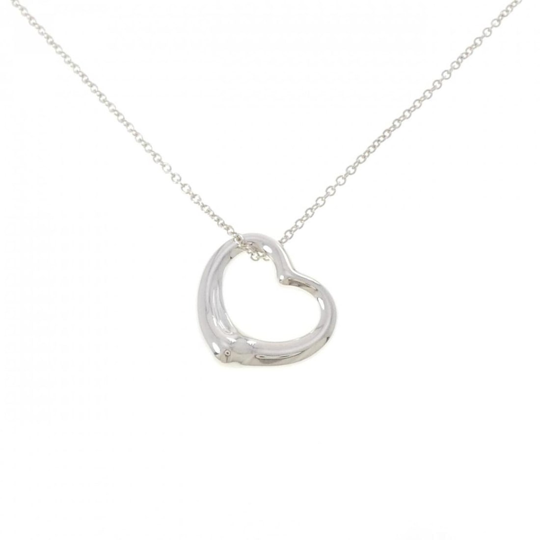 Tiffany & Co. 925 Necklace: --- Catalog ---Category: SizePendant Size: 21.3mm x 21.3mm / 0.83'' x 0.83''Neck Circumference: 41 cm / 16.14''Category: DesignColor: SilverGender: WomenMaterial: Silver 925Pendant Type: PendantNeckla