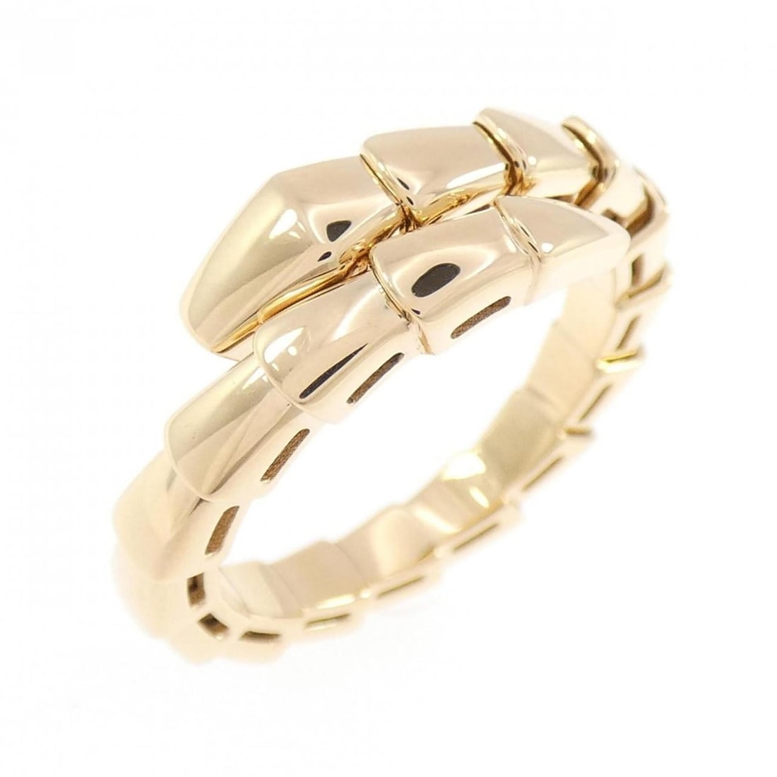 Bvlgari Serpenti Viper Ring: --- Catalog ---Category: SizeJP Size: 14.0US Size: 7Category: DesignType: Band ringGender: WomenMaterial: Yellow gold (18K)Category: GeneralMPN: 358643Brand: Bvlgari--- Item List ---Section: Condition
