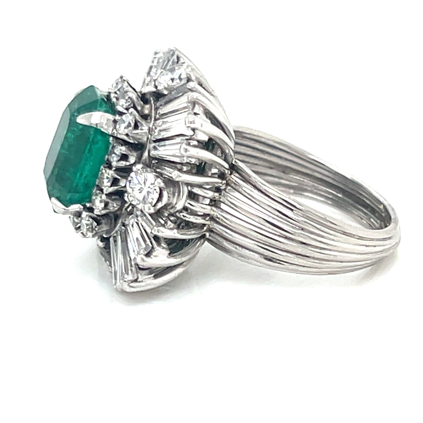 70’ Yellow Gold Emerald Diamond Ring - 2