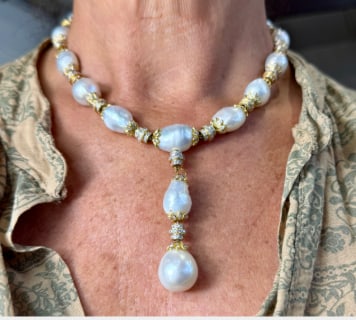 18K Yellow Gold South Sea Pearl & Diamond Necklace: 18K Yellow Gold; featuring South Sea Pearls and Diamonds.