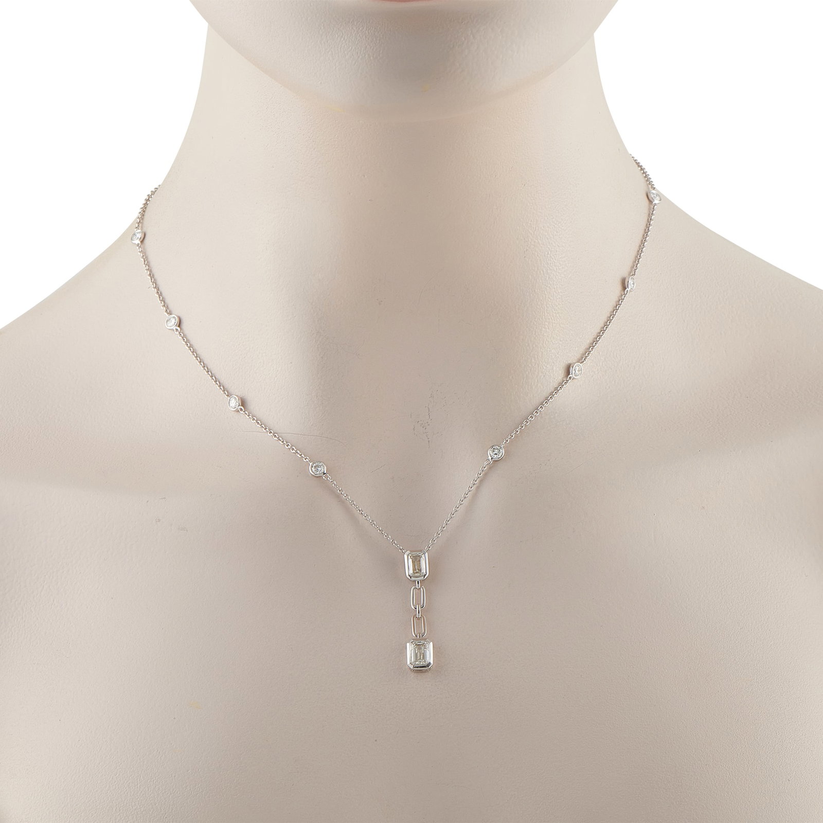 18K White Gold 2.60ct Diamond Pendant Necklace ANK-19791: 18K White Gold 2.60ct Diamond Pendant Necklace ANK-19791