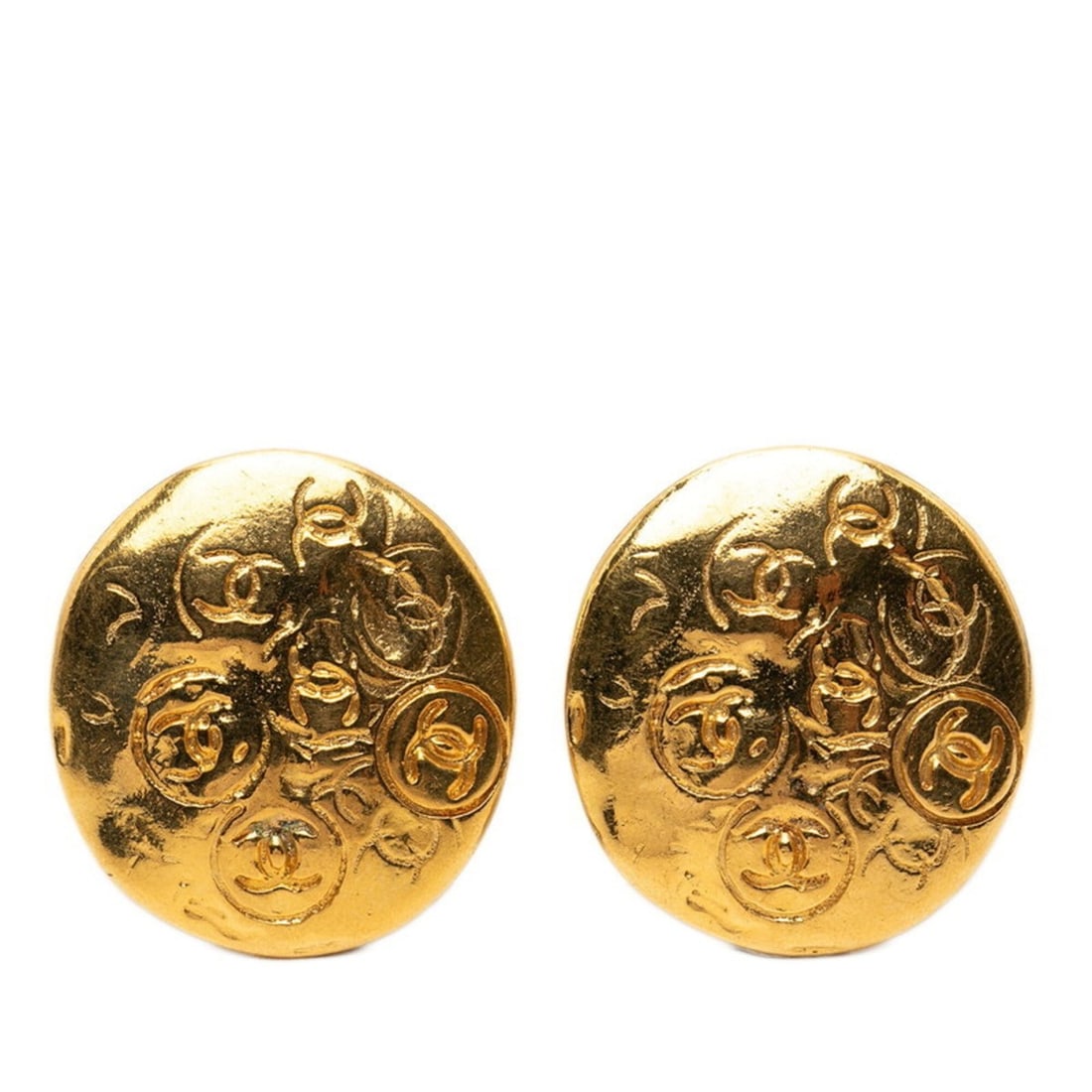 Chanel Coco Mark Round Earrings, 93P Engraving, Vintage Gold Plated, Women's CHANEL: --- Catalog ---Category: SizeSize (HxWxD): 32.70mm x 30.30mm / 1.29'' x 1.19''Category: DesignType: Clip earringsColor: GoldGender: WomenMaterial: Gold platingCategory: GeneralBrand: Chanel--- Item Li