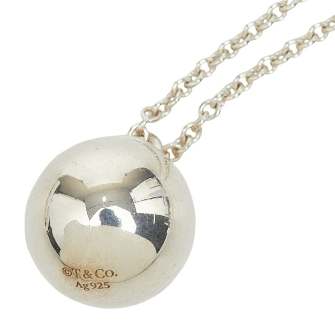 Tiffany HardWear Ball Pendant Necklace, SV925 Silver, Women's, TIFFANY&Co.: --- Catalog ---Category: SizePendant Size: 16.1mm x 12.4mm / 0.63'' x 0.48''Neck Circumference: 51 cm / 20.07''Category: DesignColor: SilverGender: WomenMaterial: Silver 925Chain Type: Ball chainPenda
