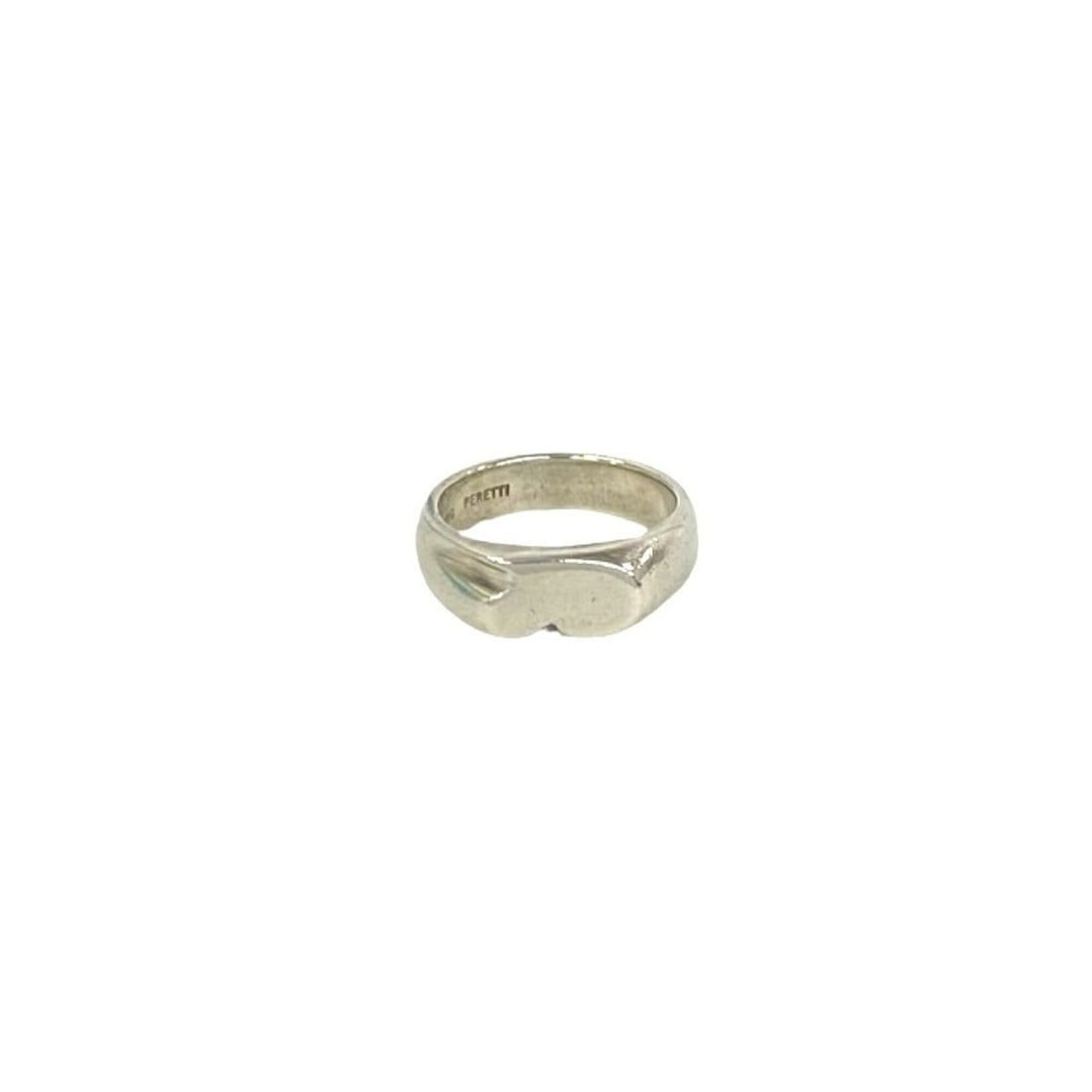 TIFFANY&Co. Tiffany Signet Heart Ring, Sterling Silver 925, Accessory, 99253: --- Catalog ---Category: SizeJP Size: 7US Size: 4Category: DesignType: Band ringColor: SilverGender: WomenMaterial: Silver 925Category: GeneralBrand: Tiffany--- Item List ---Section: ConditionRanking: