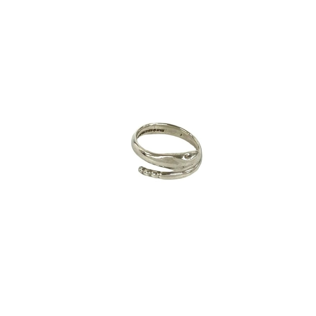 TIFFANY&Co. Tiffany Snake Ring, Sterling Silver 925, Women's Accessory, Silver, Item No. 38432: --- Catalog ---Category: SizeJP Size: 6US Size: 3.5Category: DesignType: Band ringColor: SilverGender: WomenMaterial: Silver 925Category: GeneralBrand: Tiffany--- Item List ---Section: ConditionRankin