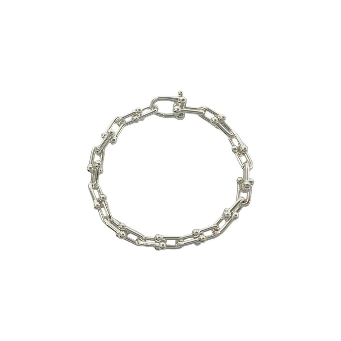 TIFFANY&Co. Tiffany HardWear Small Link Sterling Silver 925 Chain Bracelet Accessory 36487: --- Catalog ---Category: SizeLength: 17cm / 6.69''Category: DesignType: Charm braceletColor: SilverGender: WomenMaterial: Silver 925Category: GeneralBrand: Tiffany--- Item List ---Section: ConditionRa