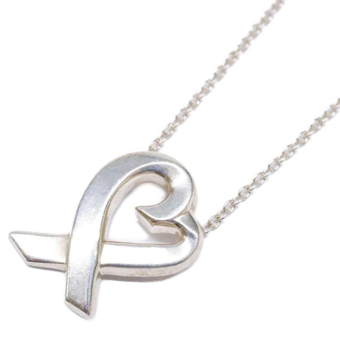 TIFFANY&Co. Tiffany 925 Paloma Picasso Loving Heart Pendant Necklace, Silver, Women's: --- Catalog ---Category: SizePendant Size: 16mm x 11mm / 0.62'' x 0.43''Neck Circumference: 44.5 cm / 17.51''Category: DesignColor: SilverGender: WomenMaterial: Silver 925Necklace Type: NecklaceCatego
