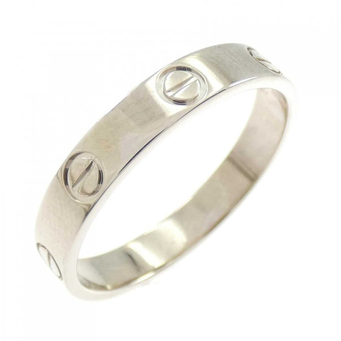 Cartier Mini Love Ring: --- Catalog ---Category: SizeWidth: 3.5mm / 0.14''Weight: 3.6g / 0.12oz.JP Size: 18US Size: 9Category: DesignType: Band ringGender: MenMaterial: White gold (18K)Category: GeneralLine: LoveBrand: Carti