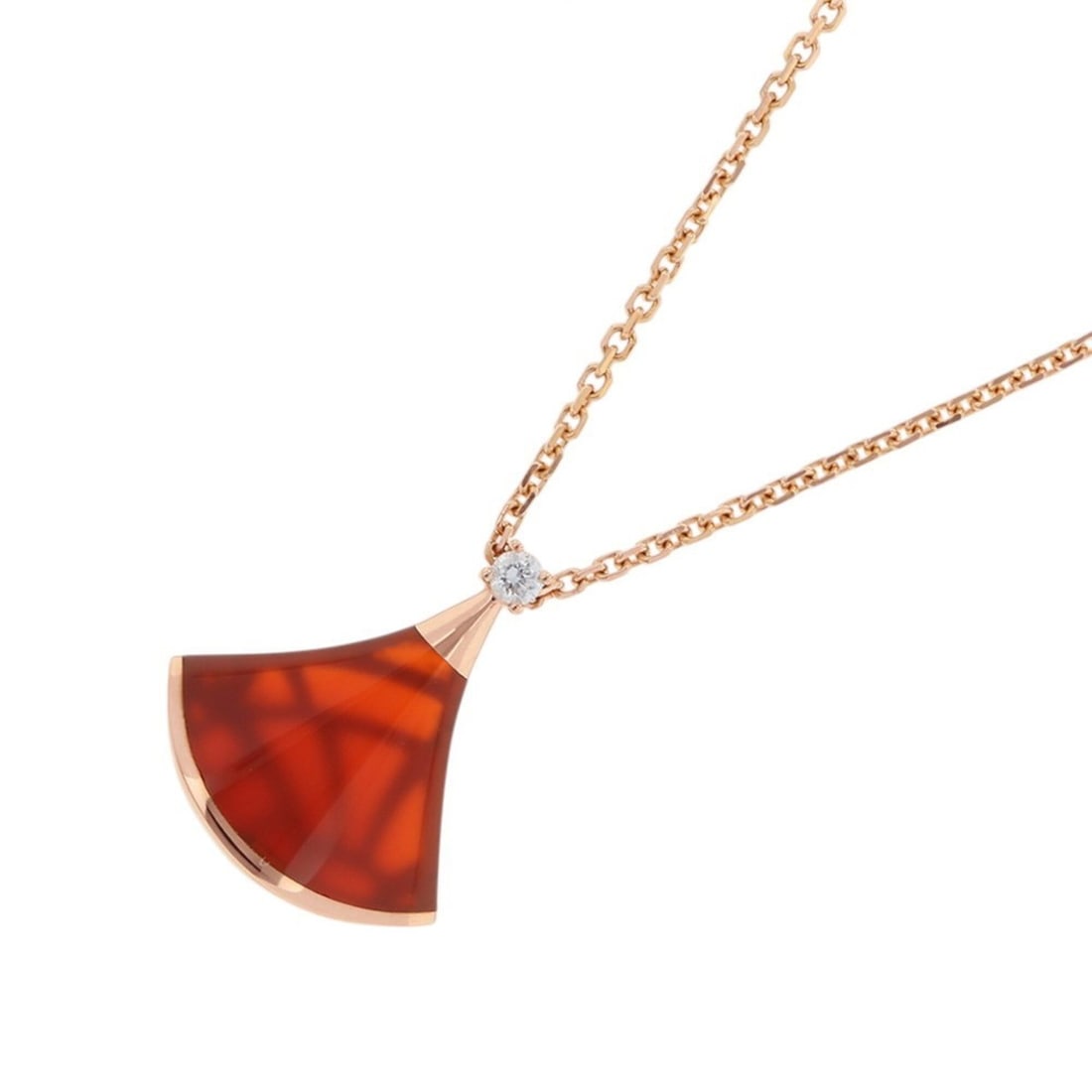 BVLGARI Diva's Dream Necklace, Carnelian and Diamond, 1P 0.03ct, 18KPG Pink Gold, 359987. Diamond: --- Catalog ---Category: SizePendant Size: 15.9mm x 13.7mm / 0.62'' x 0.53''Neck Circumference: 41 cm - 43 cm / 16.14'' - 16.92''Category: DesignGender: WomenMaterial: Pink gold (18K)Pendant Type: