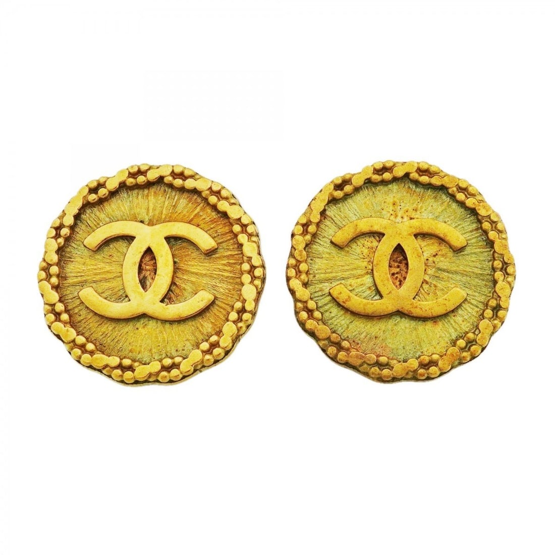 Chanel earrings, Coco Mark, GP plated, gold, women's.: --- Catalog ---Category: SizeSize (HxWxD): 24.00mm x 24.00mm / 0.94'' x 0.94''Category: DesignType: Clip earringsColor: GoldGender: WomenMaterial: Gold platingCategory: GeneralBrand: Chanel--- Item