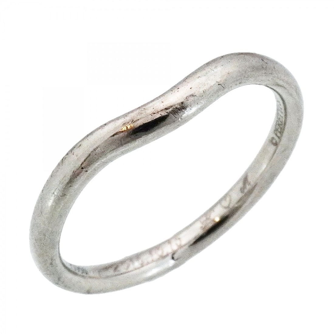 Tiffany & Co. Curved Band Ring, Pt950 Platinum, Size 15, Men's/Women's: --- Catalog ---Category: SizeJP Size: 15US Size: 7.5Category: DesignType: Band ringGender: Men,WomenMaterial: Platinum 950Category: GeneralBrand: Tiffany--- Item List ---Section: ConditionRanking: Ran