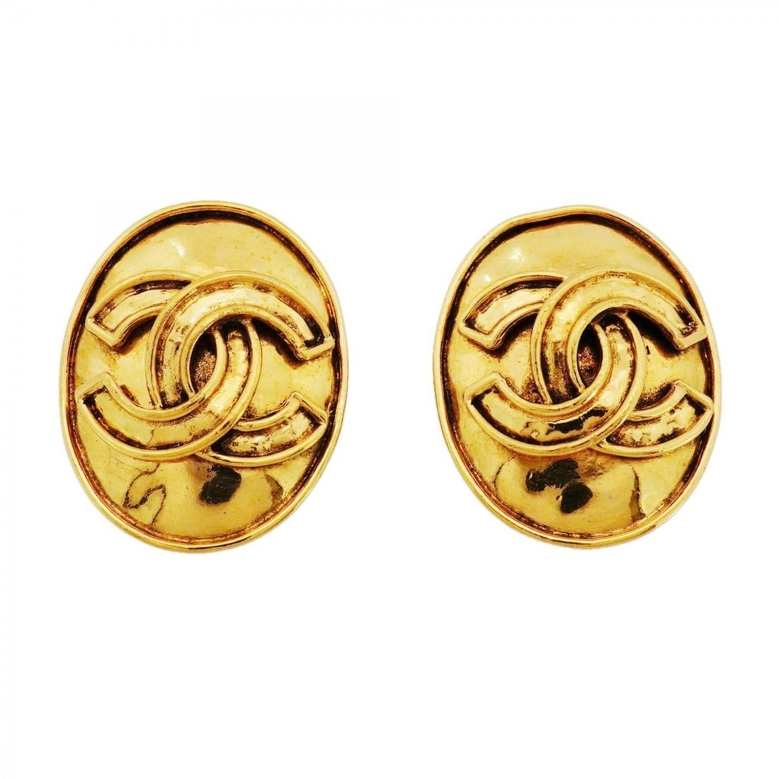 Chanel earrings, Coco Mark, GP plated, gold, women's.: --- Catalog ---Category: SizeSize (HxWxD): 31.40mm x 24.90mm / 1.24'' x 0.98''Category: DesignType: Clip earringsColor: GoldGender: WomenMaterial: Gold platingCategory: GeneralBrand: Chanel--- Item Li