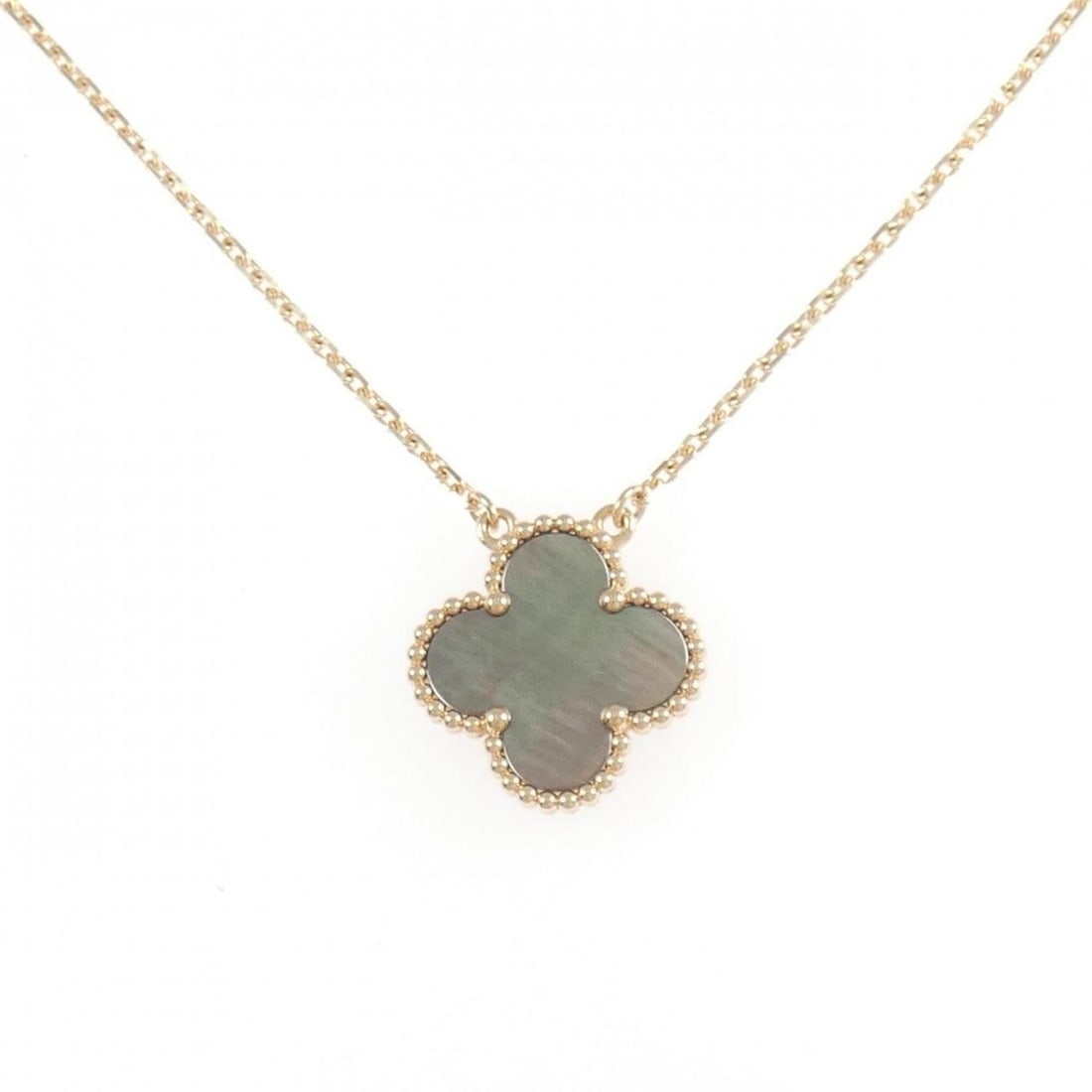 Van Cleef & Arpels Vintage Alhambra Necklace: --- Catalog ---Category: SizePendant Size: 14.9mm x 14.9mm / 0.58'' x 0.58''Neck Circumference: 42 cm / 16.53''Category: DesignGender: WomenMaterial: Pink gold (18K)Necklace Type: NecklaceCategory: Ge