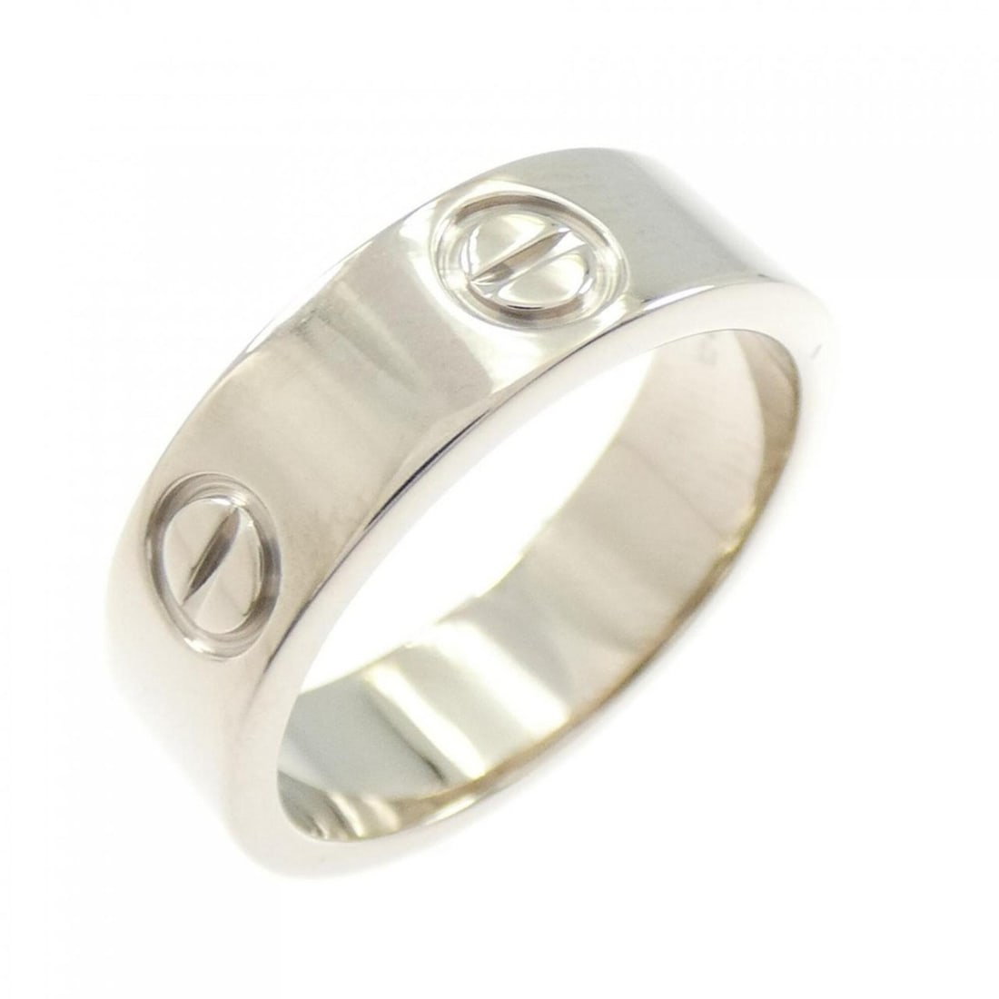 Cartier Love Ring: --- Catalog ---Category: SizeUS Size: 6Brand Size: 51Category: DesignType: Band ringGender: WomenMaterial: White gold (18K)Category: GeneralBrand: Cartier--- Item List ---Section: ConditionRanking: Ra