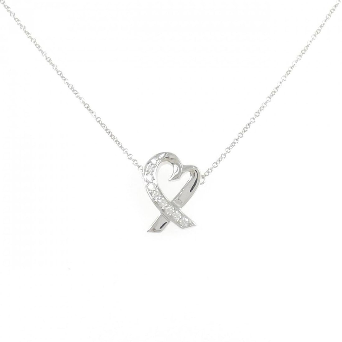 Tiffany Loving Heart Necklace: --- Catalog ---Category: SizePendant Size: 14.1mm x 10.5mm / 0.55'' x 0.41''Neck Circumference: 41 cm / 16.14''Category: DesignColor: White goldStone: DiamondGender: WomenMaterial: White gold