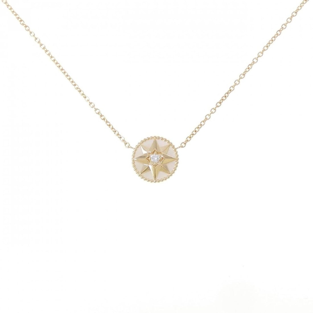 Christian Dior Rose des Vents Necklace: --- Catalog ---Category: SizeDiameter: 11.8mm / 0.46''Neck Circumference: 39 cm - 43 cm / 15.35'' - 16.92''Category: DesignColor: Pink goldGender: WomenMaterial: Pink gold (18K)Necklace Type: