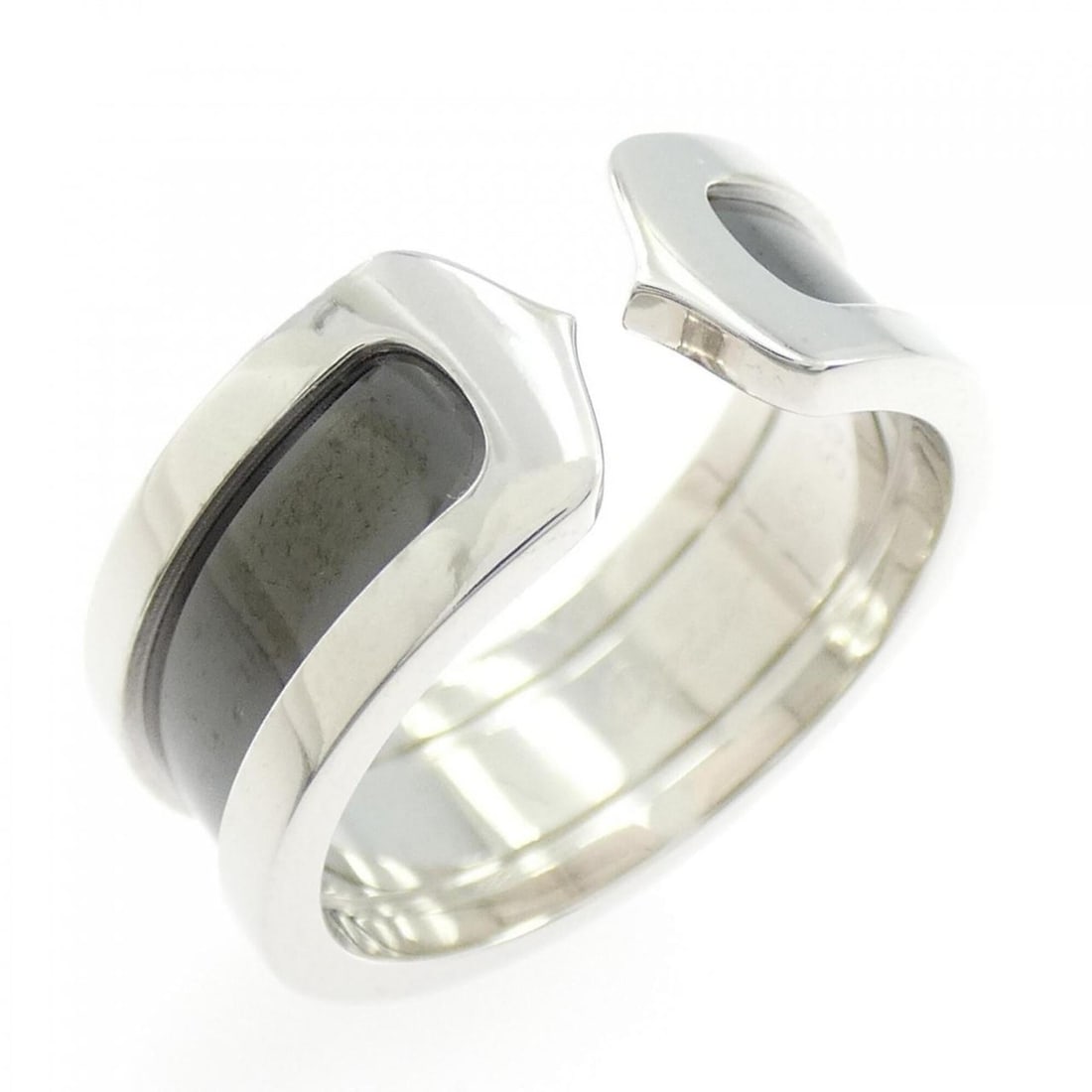 Cartier C2 Ring: --- Catalog ---Category: SizeJP Size: 19US Size: 9.5Category: DesignType: Band ringColor: White goldGender: WomenMaterial: White gold (18K)Category: GeneralBrand: Cartier--- Item List ---Section: Cond