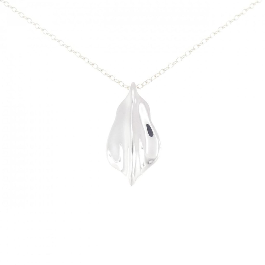 Tiffany & Co. 925 Necklace: --- Catalog ---Category: SizePendant Size: 32.7mm x 16.3mm / 1.28'' x 0.64''Neck Circumference: 41 cm / 16.14''Category: DesignGender: WomenMaterial: Silver 925Pendant Type: PendantNecklace Type: