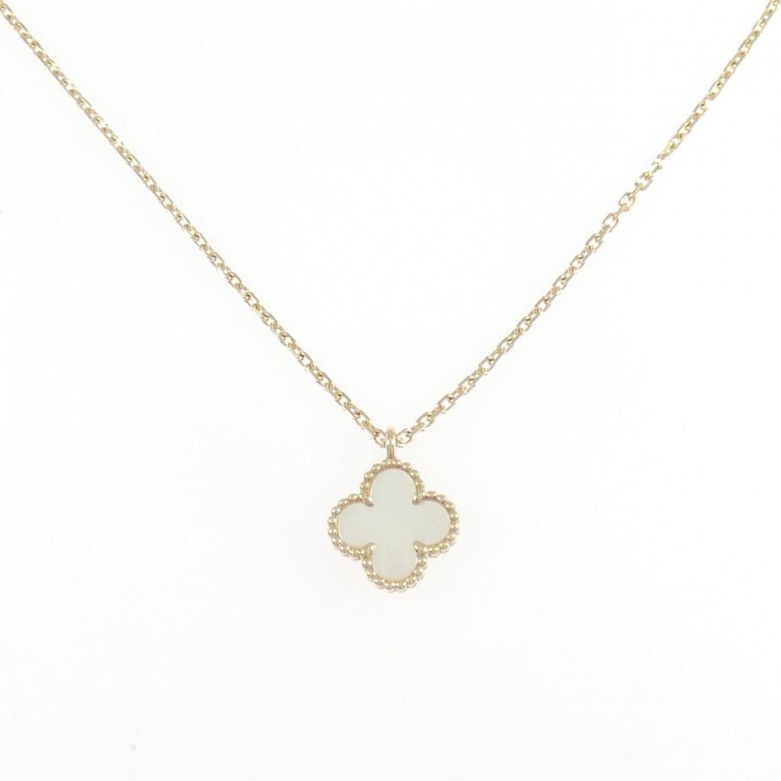 Van Cleef & Arpels Sweet Alhambra Necklace: --- Catalog ---Category: SizePendant Size: 11.6mm x 9.1mm / 0.45'' x 0.35''Neck Circumference: 41 cm / 16.14''Category: DesignGender: WomenMaterial: Yellow gold (18K)Pendant Type: PendantNecklace