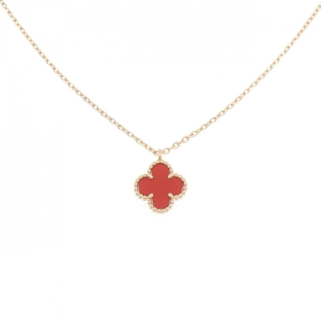 Van Cleef & Arpels Sweet Alhambra Necklace: --- Catalog ---Category: SizePendant Size: 9.3mm x 9.3mm / 0.36'' x 0.36''Neck Circumference: 40 cm / 15.74''Category: DesignGender: WomenMaterial: Pink gold (18K)Pendant Type: PendantNecklace Type: