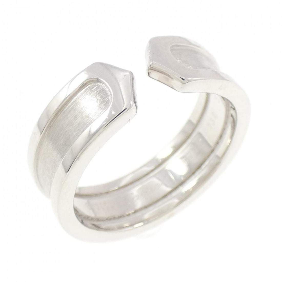 Cartier C2 Small Ring: --- Catalog ---Category: SizeUS Size: 6.5Brand Size: 53Category: DesignType: Band ringGender: WomenMaterial: White gold (18K)Category: GeneralMPN: B4040500Brand: Cartier--- Item List ---Section: