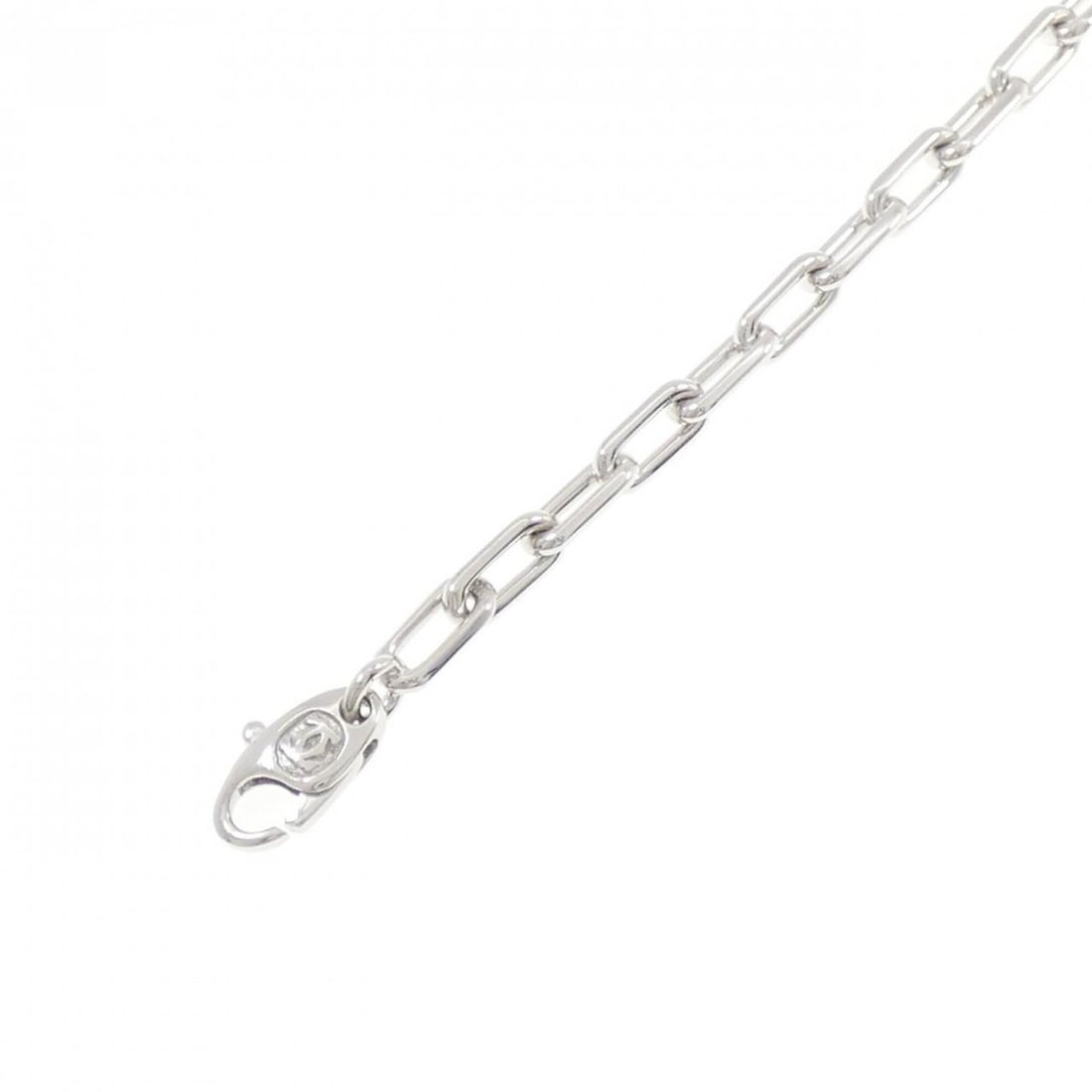 Cartier Spartacus Bracelet: --- Catalog ---Category: SizeLength: 19cm / 7.48''Category: DesignType: Charm braceletGender: WomenMaterial: White gold (18K)Category: GeneralMPN: B6012000Brand: Cartier--- Item List ---Section: Condi