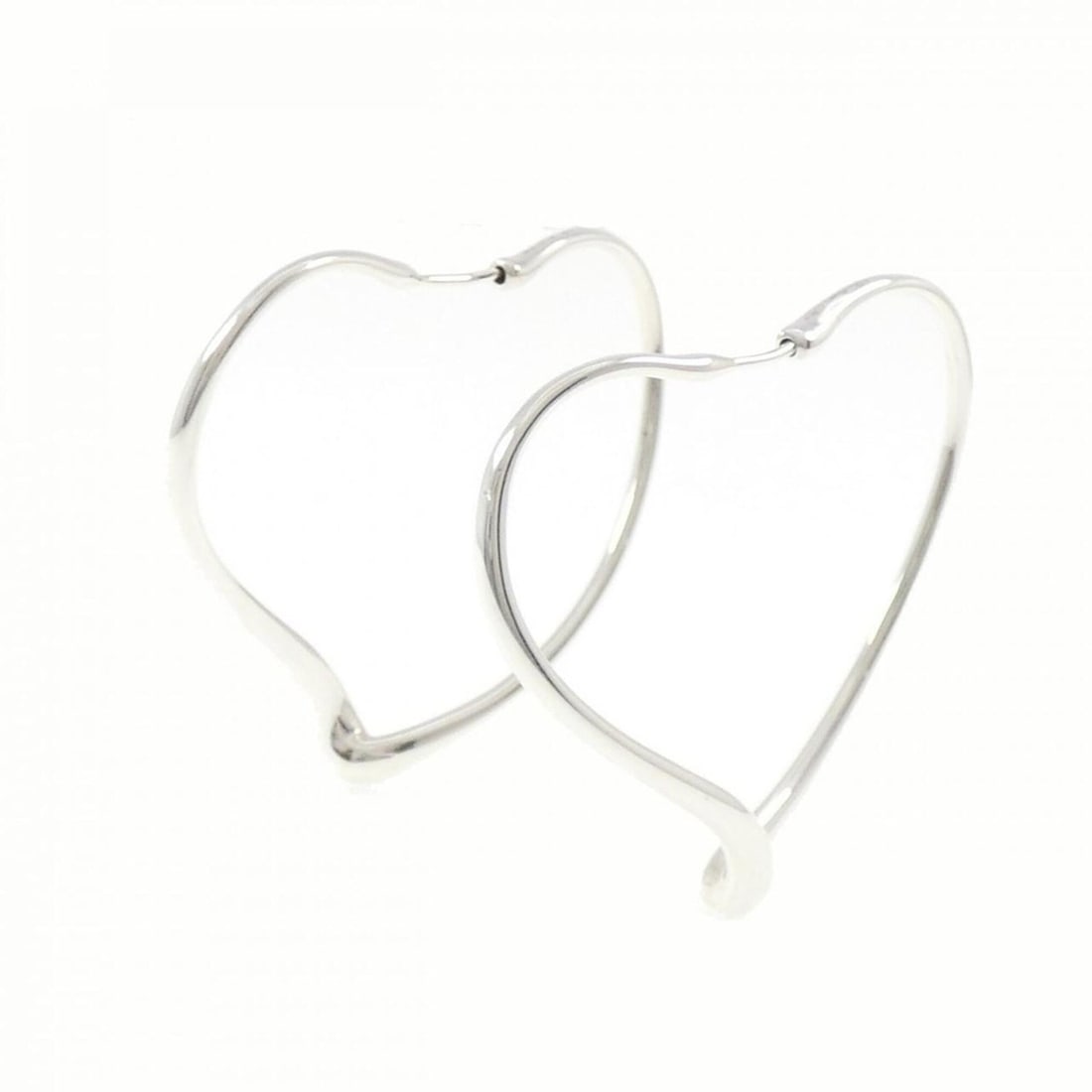 Tiffany Open Heart Hoop Earrings: --- Catalog ---Category: SizeSize (HxWxD): 41.80mm x 2.20mm / 1.65'' x 0.09''Category: DesignType: Hoop earringsGender: WomenMaterial: Silver 925Category: GeneralBrand: Tiffany--- Item List