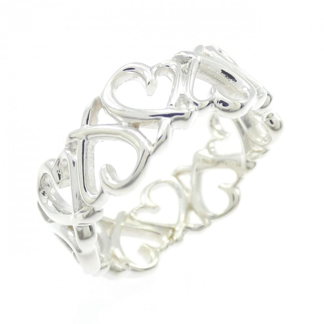 Tiffany Loving Heart Ring: --- Catalog ---Category: SizeJP Size: 12.0US Size: 6.5Category: DesignType: Band ringGender: WomenMaterial: Silver 925Category: GeneralBrand: Tiffany--- Item List ---Section: ConditionRanking: Rank A