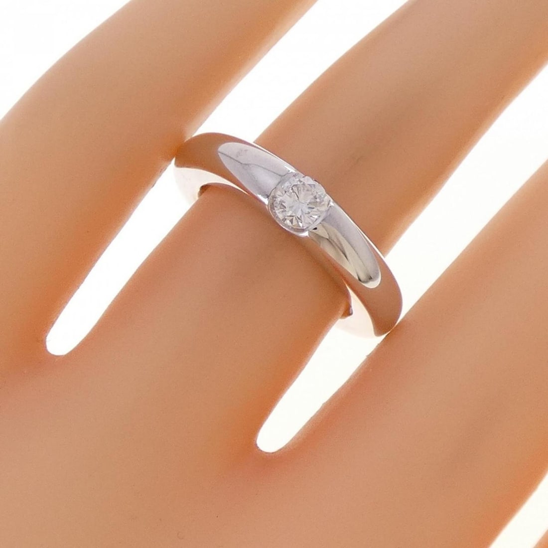 Cartier Ellipse Ring 0.25CT - 5