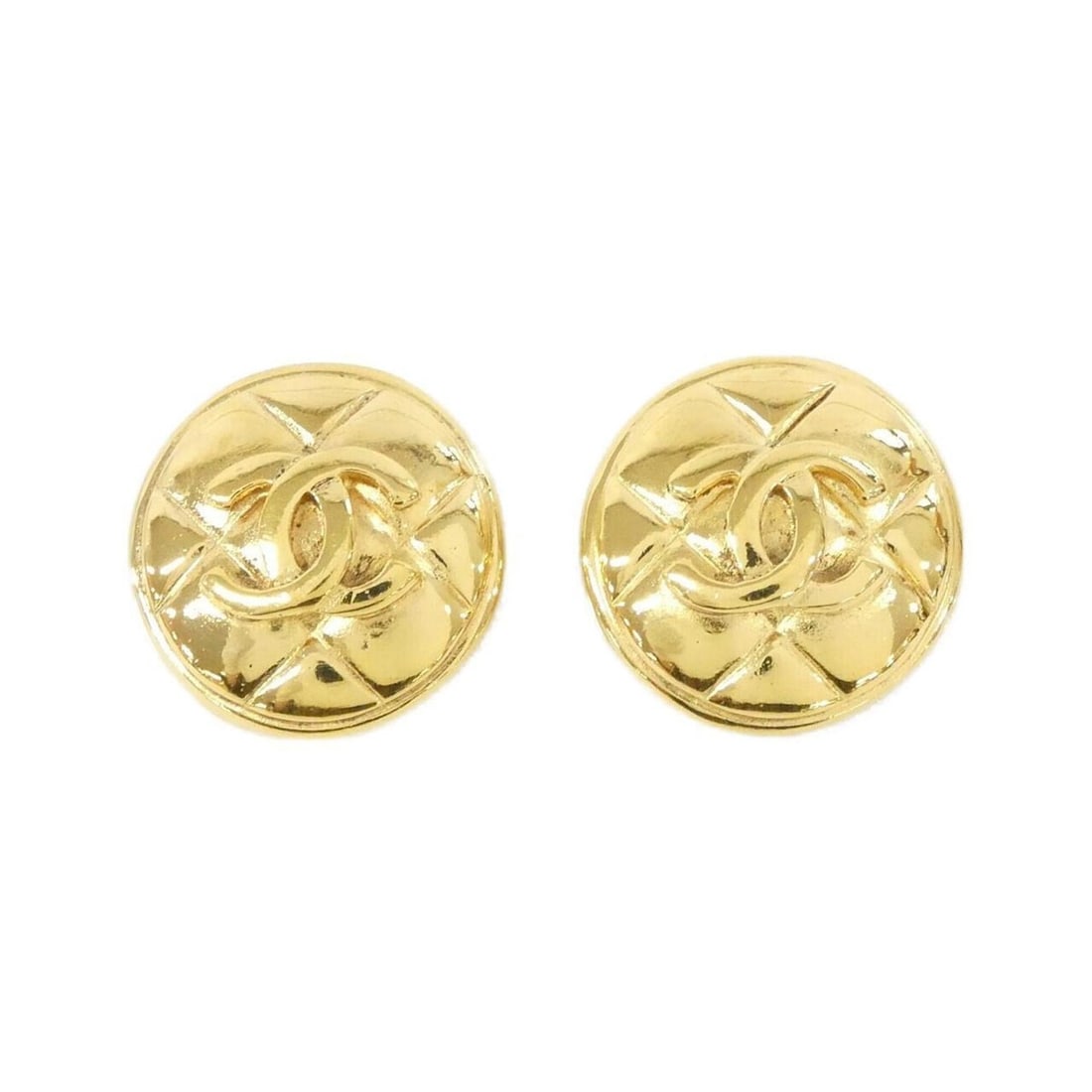 Chanel earrings: --- Catalog ---Category: SizeSize (HxWxD): 24.00mm x 24.00mm / 0.94'' x 0.94''Category: DesignType: Clip earringsColor: GoldGender: WomenCategory: GeneralBrand: Chanel--- Item List ---Section: Conditi