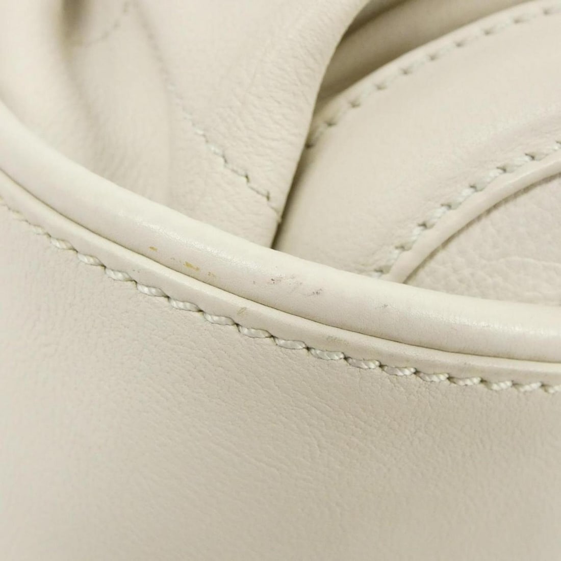 Chanel handbag - 4