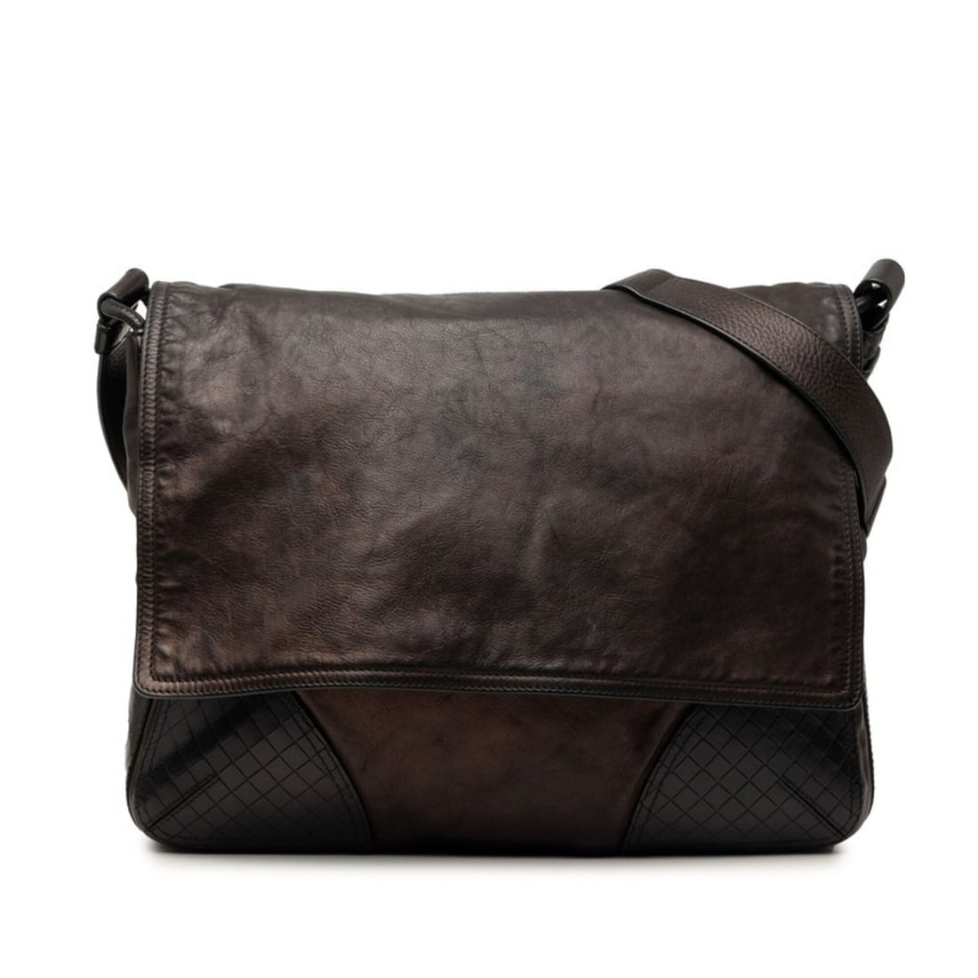 Bottega Veneta Intrecciato Crossbody Shoulder Bag Messenger Black Leather Men's BOTTEGAVENETA: --- Catalog ---Category: SizeSize (HxWxD): 26cm x 33cm x 9cm / 10.23'' x 12.99'' x 3.54''Category: DesignType: Messenger bag, Shoulder bagColor: BlackGender: MenMaterial: Intrecciato Category: General