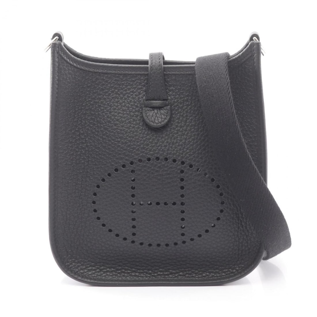 Hermes Evelyne TPM Shoulder Bag/Handbag, Leather, Taurillon Clemence, Women's, Black: --- Catalog ---Category: SizeSize (HxWxD): 18cm x 16.5cm x 5.5cm / 7.08'' x 6.49'' x 2.16''Category: DesignType: Handbag, Shoulder bagColor: BlackGender: WomenMaterial: Taurillon clemence leather Cate