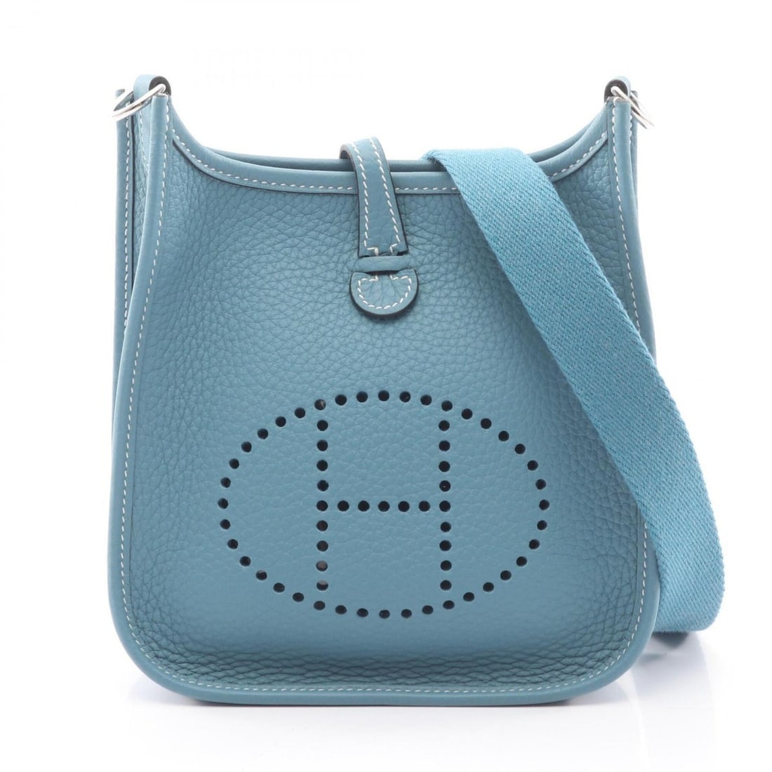 Hermes Evelyne TPM Amazon Shoulder Bag Handbag Leather Taurillon Clemence Women's Blue: --- Catalog ---Category: SizeSize (HxWxD): 18cm x 16.5cm x 5.5cm / 7.08'' x 6.49'' x 2.16''Category: DesignType: Handbag, Shoulder bagColor: Blue, Blue jeanGender: WomenMaterial: Taurillon clemence le