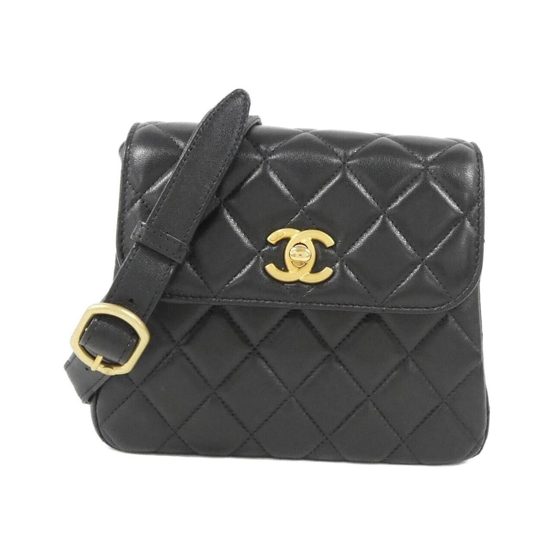 Chanel AP4679 Shoulder Bag: --- Catalog ---Category: SizeSize (HxWxD): 15cm x 18cm x 5cm / 5.9'' x 7.08'' x 1.96''Category: DesignType: Shoulder bagColor: BlackGender: WomenMaterial: Leather Hardware Color: Matte