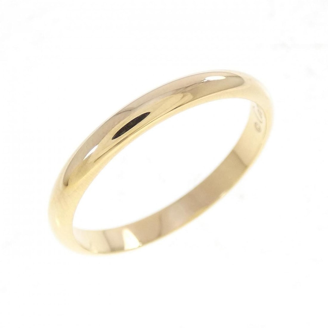 Cartier wedding ring: --- Catalog ---Category: SizeUS Size: 7Brand Size: 54Category: DesignType: Band ringGender: WomenMaterial: Yellow gold (18K)Category: GeneralMPN: B4002300Brand: Cartier--- Item List ---Section: Condit
