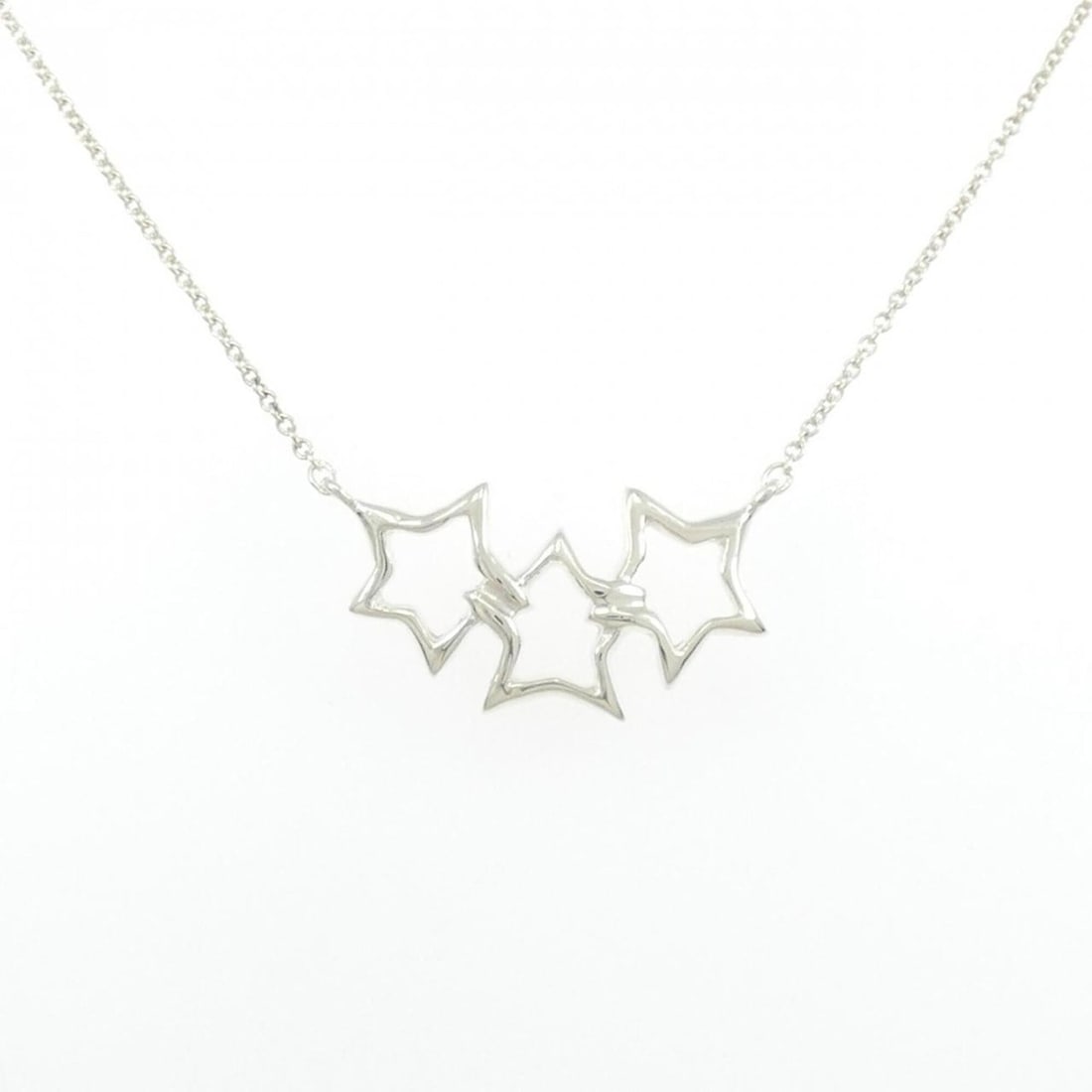 Tiffany Star 925 Necklace: --- Catalog ---Category: SizePendant Size: 12.6mm x 24.4mm / 0.49'' x 0.96''Neck Circumference: 44 cm / 17.32''Category: DesignGender: WomenMaterial: Silver 925Pendant Type: PendantNecklace Type: