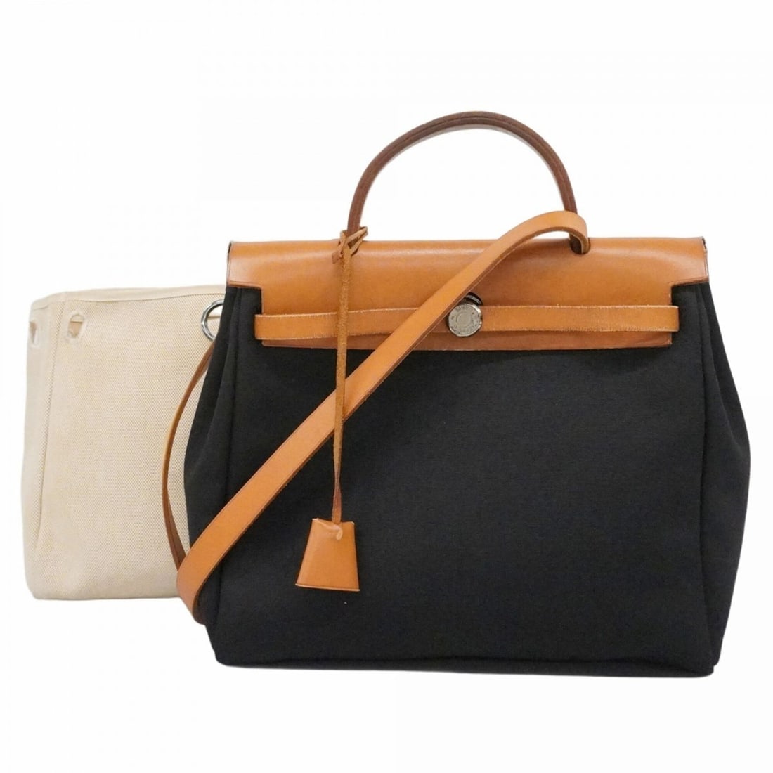 Hermes Herbag PM Toile Officier Natural Handbag (?E stamp) 2-way bag for women: --- Catalog ---Category: SizeSize (HxWxD): 26cm x 30cm x 10cm / 10.23'' x 11.81'' x 3.93''Category: DesignType: HandbagColor: NaturalGender: WomenMaterial: Toile officier Hardware Color: SilverCategor