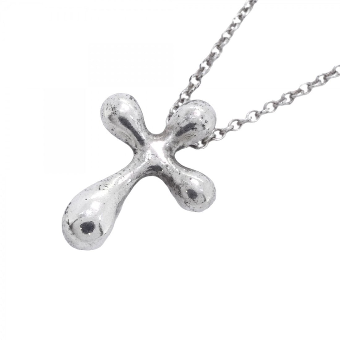 Tiffany & Co. Small Cross Necklace, Sterling Silver 925, Women's: --- Catalog ---Category: SizePendant Size: 15.8mm x 11.8mm / 0.62'' x 0.46''Neck Circumference: 42.5 cm / 16.73''Category: DesignGender: WomenMaterial: Silver 925Necklace Type: NecklaceCategory: Gener