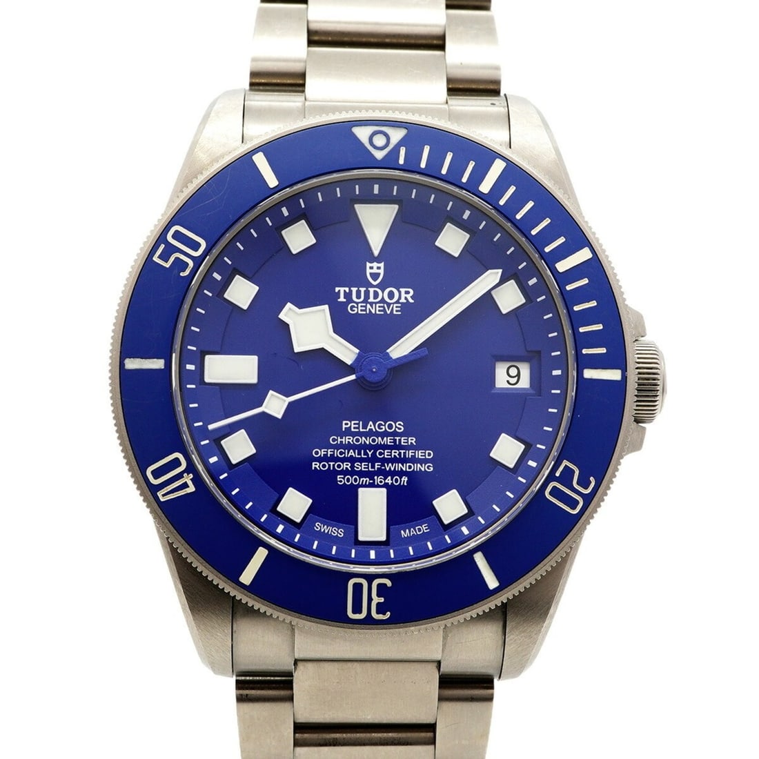 Tudor Pelagos 25600TB Blue Dial Men's Watch: --- Catalog ---Category: SizeWrist Size: 19.5cm / 7.67''Case Diameter: 42.3mm / 1.67''Category: DesignType: WristwatchGender: MenColor (Dial): BlueMaterial (Band): TitaniumCategory: GeneralMPN: 25600T