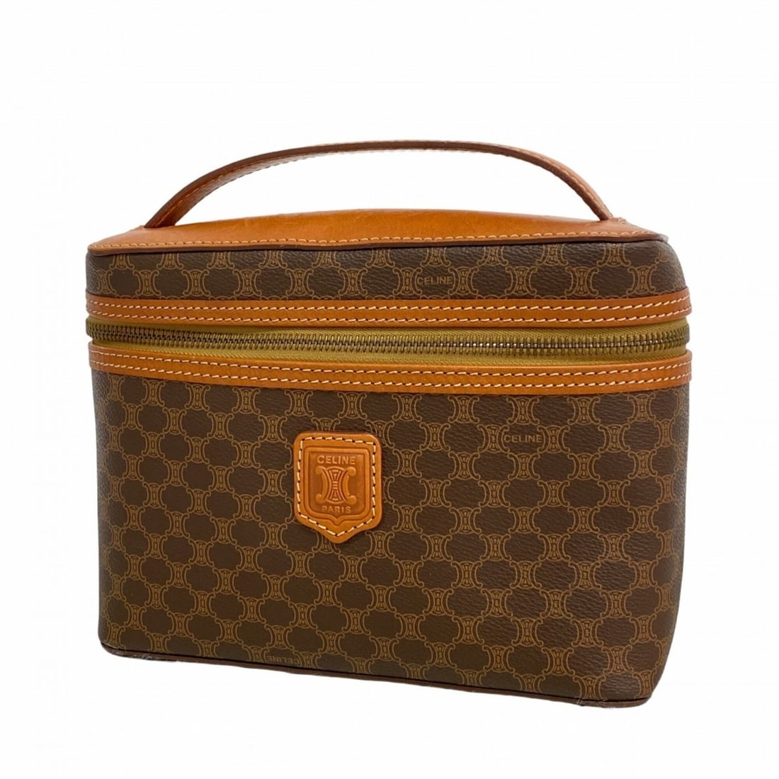 Celine handbag/vanity bag, Macadam pattern, brown, for women.: --- Catalog ---Category: SizeSize (HxWxD): 15.5cm x 21.5cm x 7cm / 6.1'' x 8.46'' x 2.75''Category: DesignType: Vanity bagColor: BrownGender: WomenMaterial: PVC Hardware Color: GoldCategory: GeneralBr